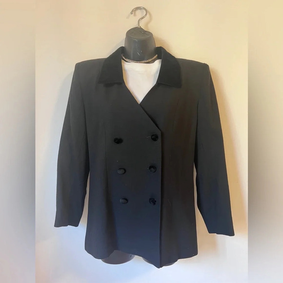 Vintage SuitsMe Petites Women’s Doublebreasted Blazer Velour Collar & Buttons 8P - Picture 2 of 3
